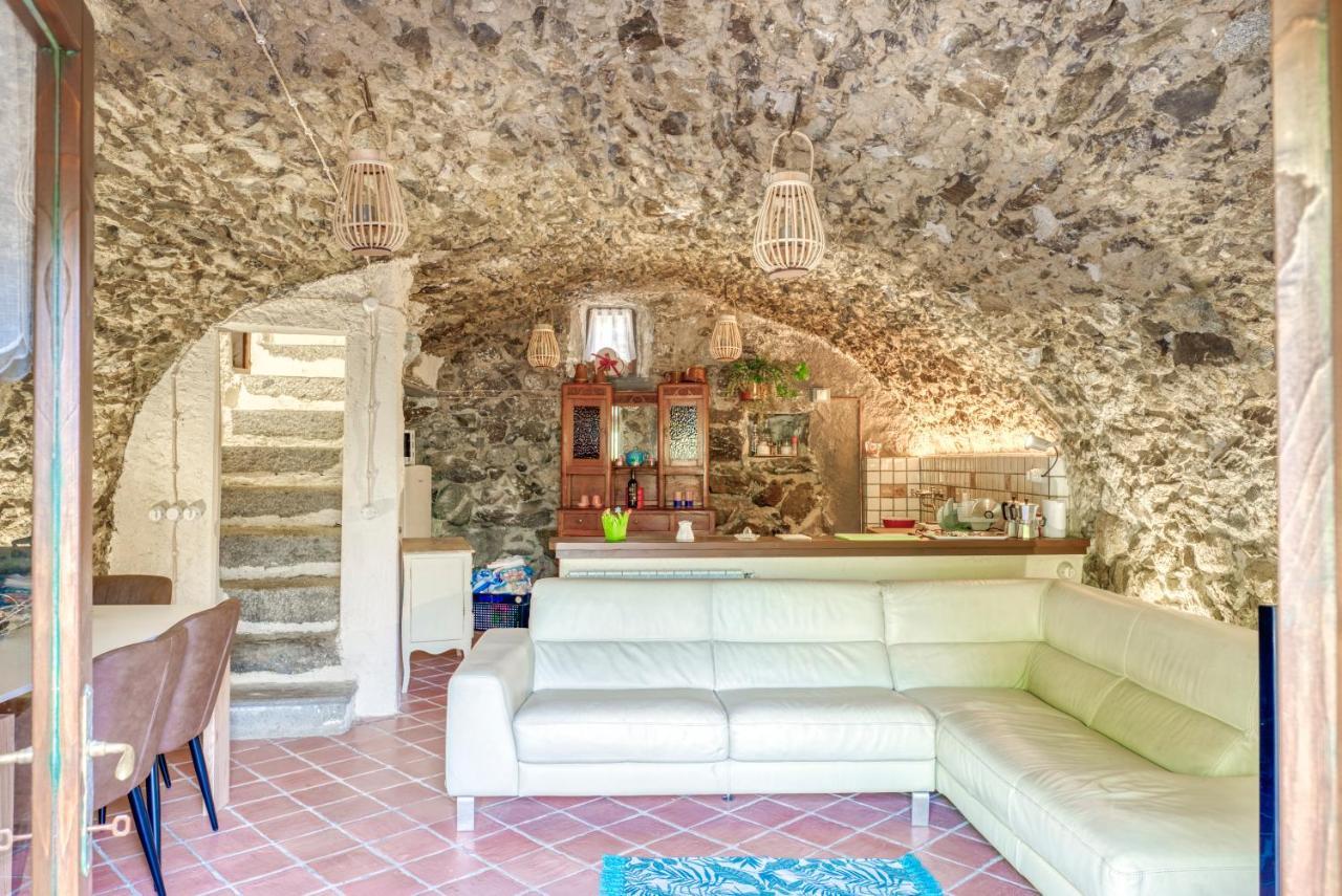 Maison Enchantee Capo di Ponte Екстер'єр фото